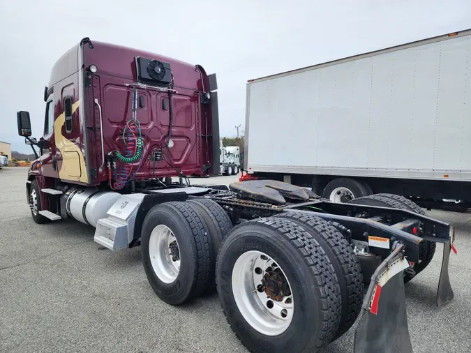 2019 FREIGHTLINER/MERCEDES CASCADIA 125