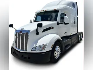 2022 Peterbilt 579