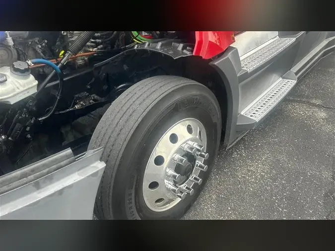 2020 FREIGHTLINER CASCADIA