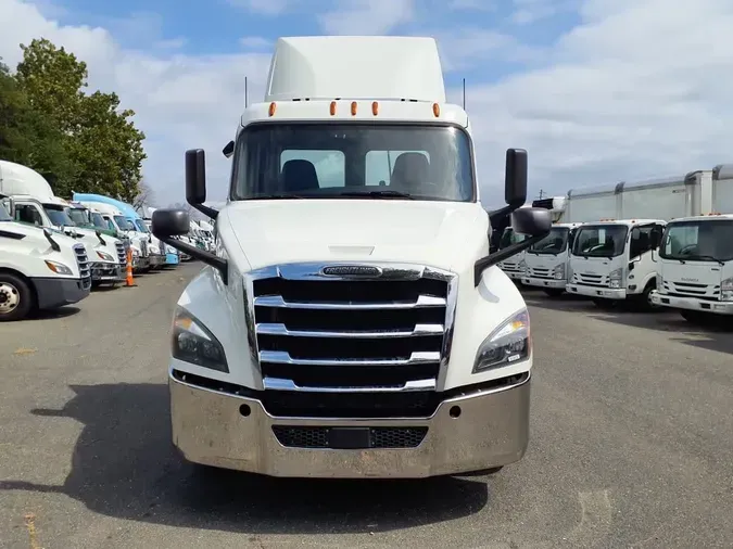 2019 FREIGHTLINER NEW CASCADIA PX12664