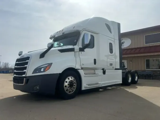 2019 Freightliner Cascadia 126e935f1d57286441923e0f3d95323a581