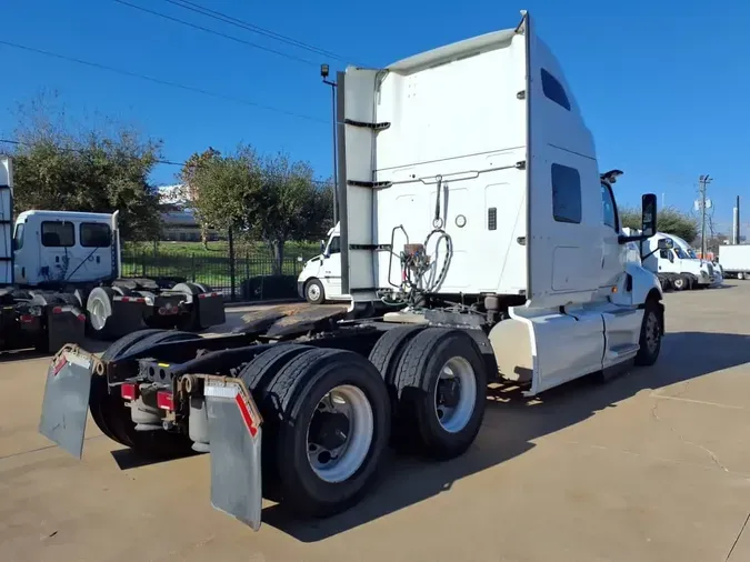2019 NAVISTAR INTERNATIONAL LT625 SLPR CAB
