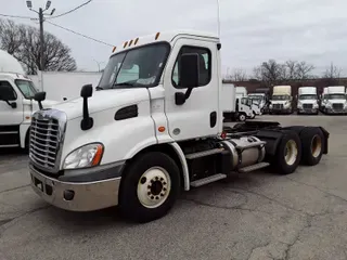 2017 FREIGHTLINER/MERCEDES CASCADIA 113