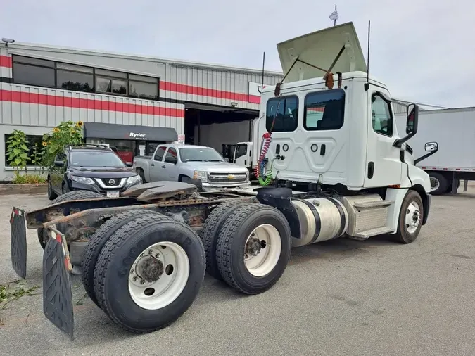 2019 FREIGHTLINER/MERCEDES NEW CASCADIA PX12664e93c467ce692d8ce59e37f6002d9ea0b