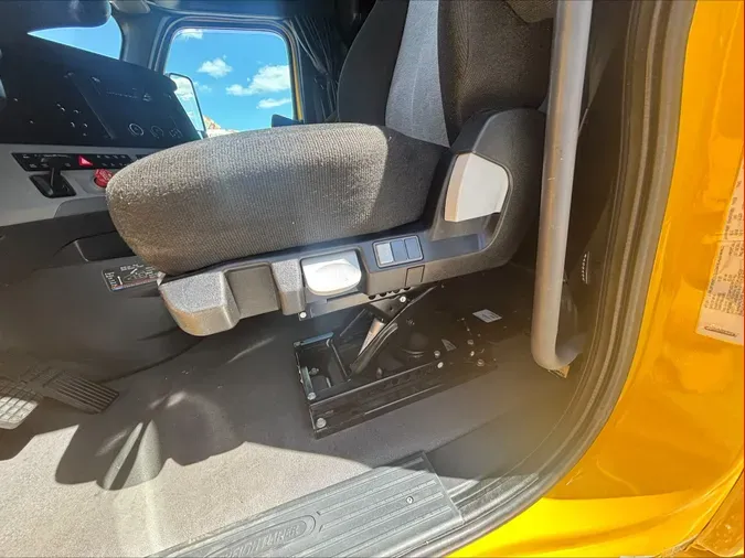 2022 Freightliner Cascadia 126e940f2b28762833c7a6a814c18550ca8