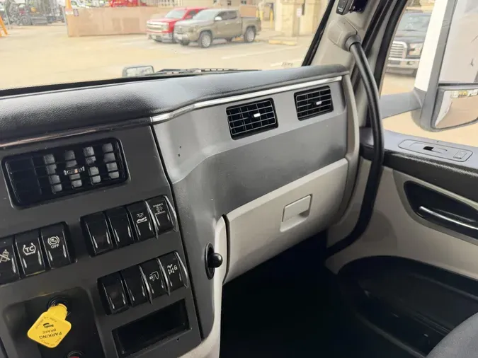 2022 Peterbilt 579e944e31ee3296a239514a3d221b31d78