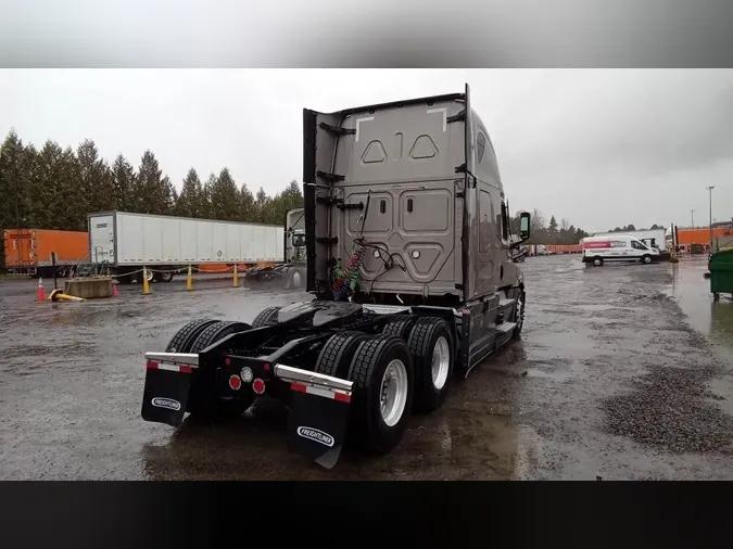 2024 Freightliner Cascadia 126e9485edcefd8121de6b723db994c8946