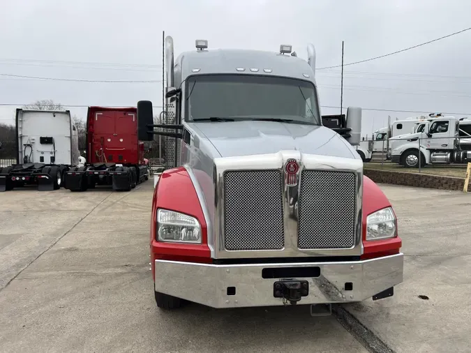 2019 Kenworth T880