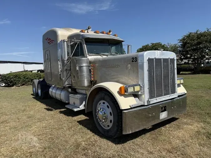 2002 PETERBILT 379EXHD