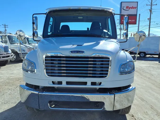 2016 FREIGHTLINER/MERCEDES M2 106