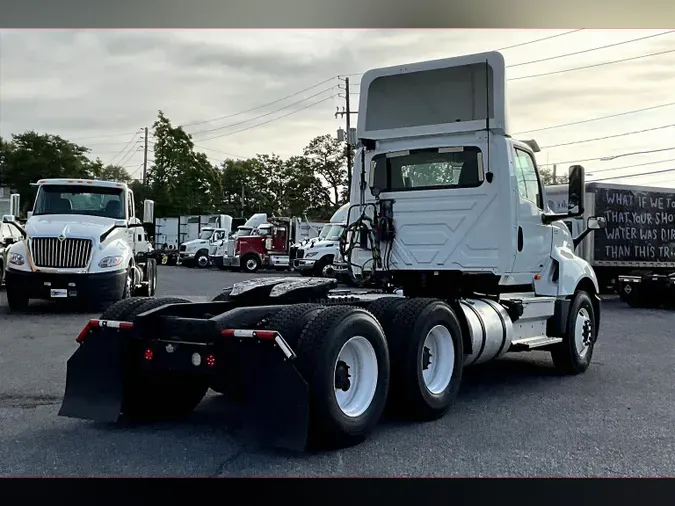 2019 INT LT625 6x4