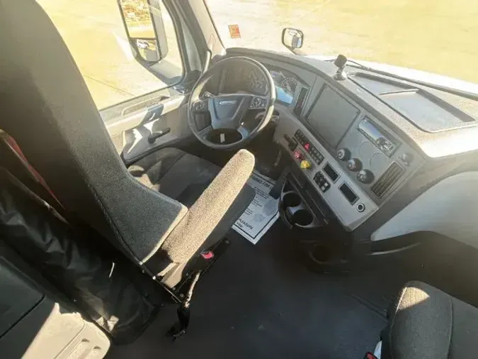 2019 Freightliner New Cascadia 126