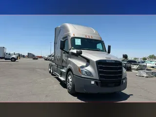 2021 Freightliner Cascadia