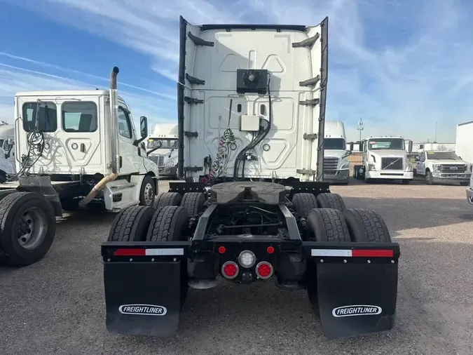 2020 FREIGHTLINER/MERCEDES NEW CASCADIA PX12664