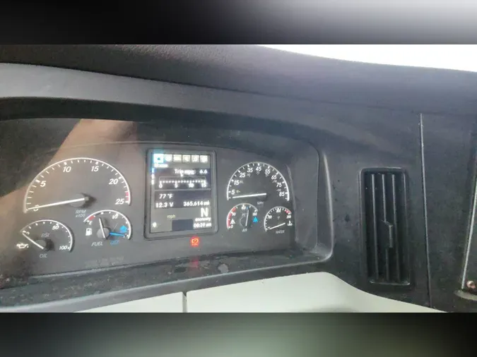 2022 Freightliner Cascadia 126