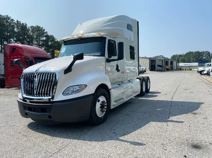 2019 International LT625