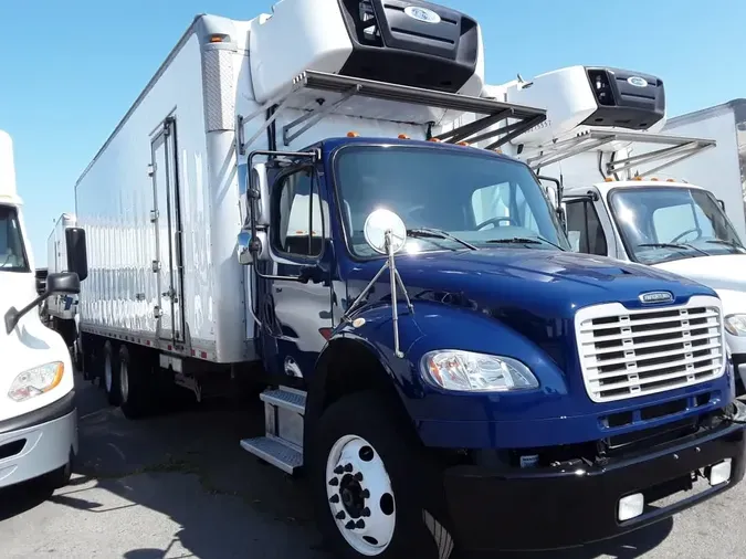2018 FREIGHTLINER M2 106