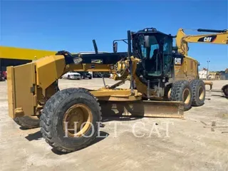 2015 Caterpillar 120M2
