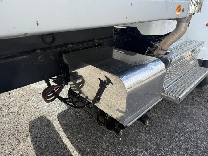 2018 Peterbilt 348e95f2ac1417cf3926d996b7a0d7e78e3