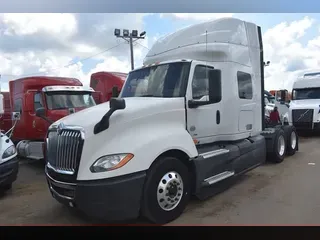 2019 INTERNATIONAL LT