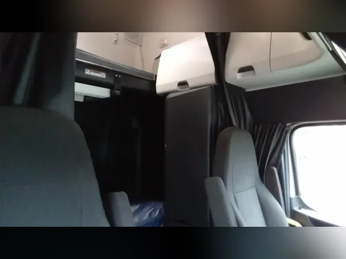 2024 Freightliner Cascadia 126e9621af1a95f6dd1b57100596fdb10fd