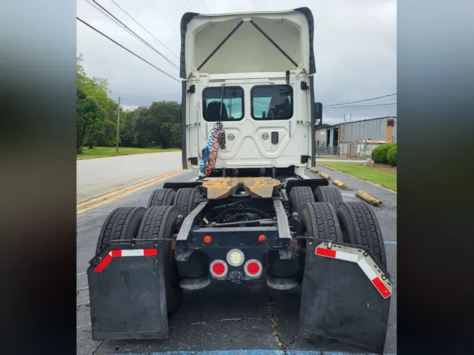 2017 FREIGHTLINER/MERCEDES CASCADIA 125