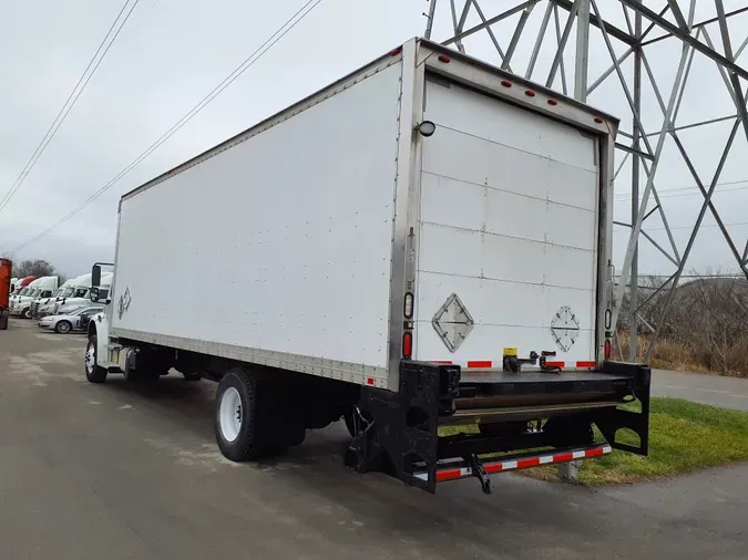 2016 FREIGHTLINER/MERCEDES M2 106