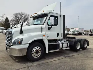 2018 FREIGHTLINER/MERCEDES CASCADIA 125