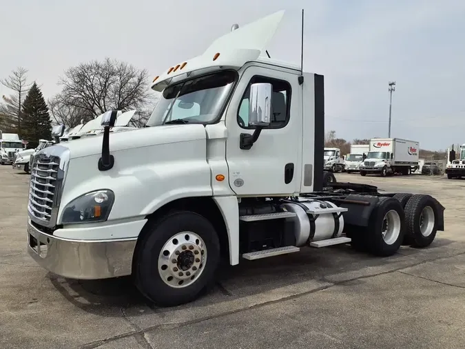 2018 FREIGHTLINER/MERCEDES CASCADIA 125e96724a4088a15592cda12e7230bc4b2