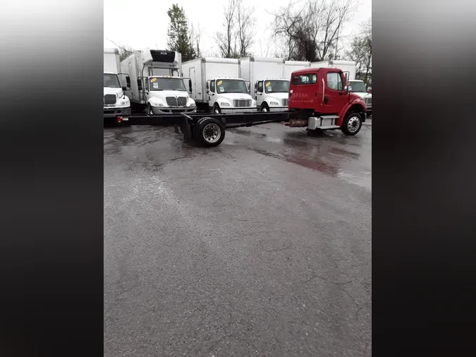 2019 FREIGHTLINER/MERCEDES M2 106