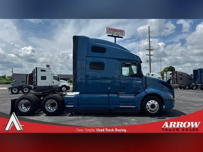 2020 VOLVO VNL760