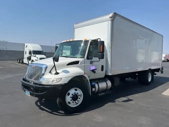 2018 NAVISTAR INTERNATIONAL 4300 LP