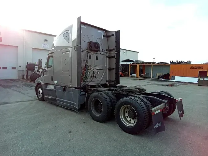 2021 Freightliner Cascadia