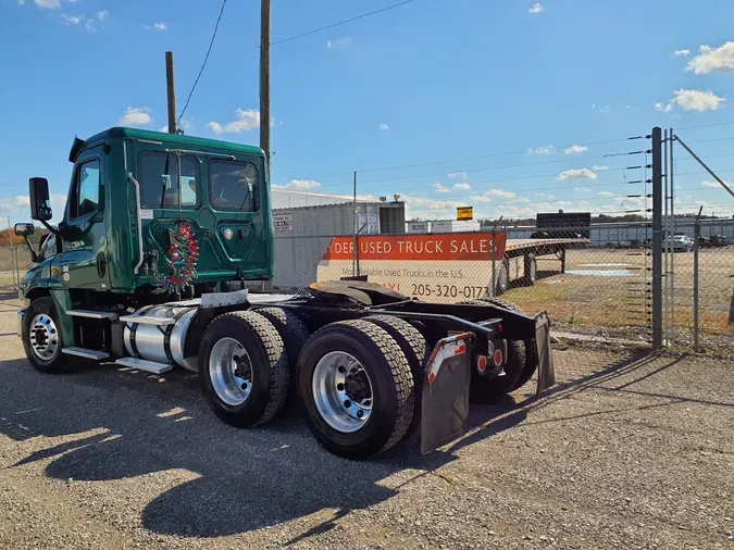 2018 FREIGHTLINER/MERCEDES CASCADIA 125