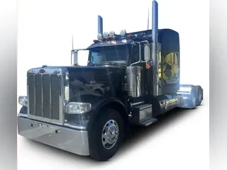 2021 Peterbilt 389