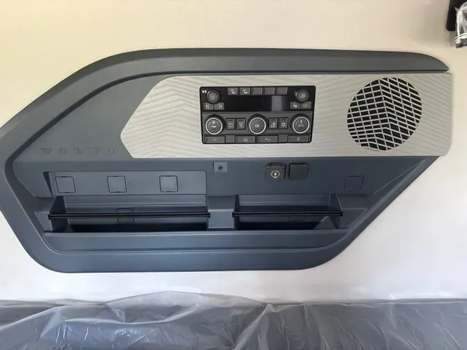 2027 VOLVO TRUCK VNL64TV04e973c9fed05a00e375cf88283d65c04c