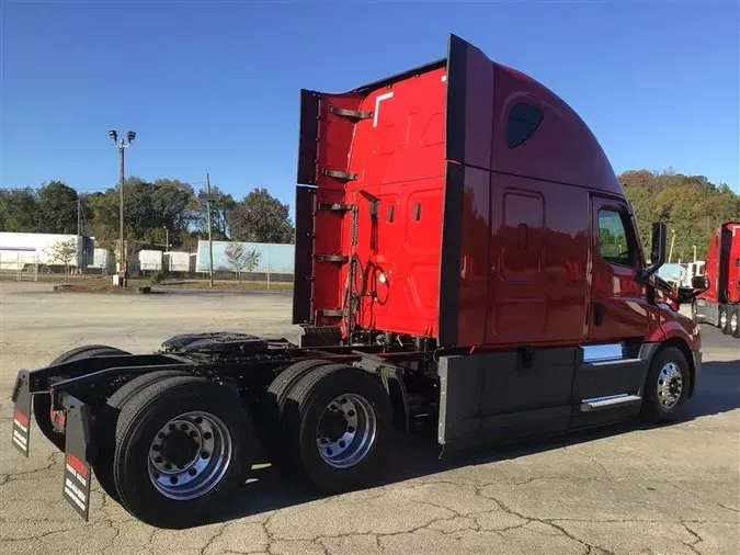 2021 FREIGHTLINER CASCADIA