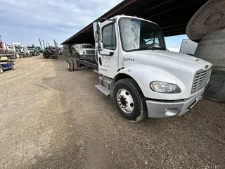 2017 FREIGHTLINER BUSINESS CLASS M2 106