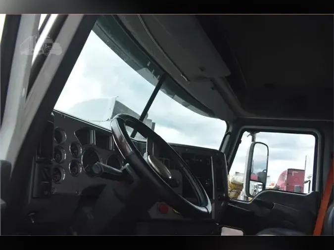 2015 MACK PINNACLE CXU613