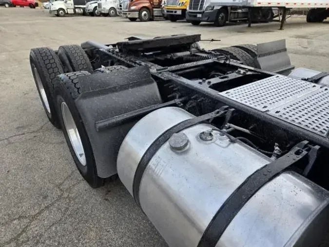 2021 International LT625