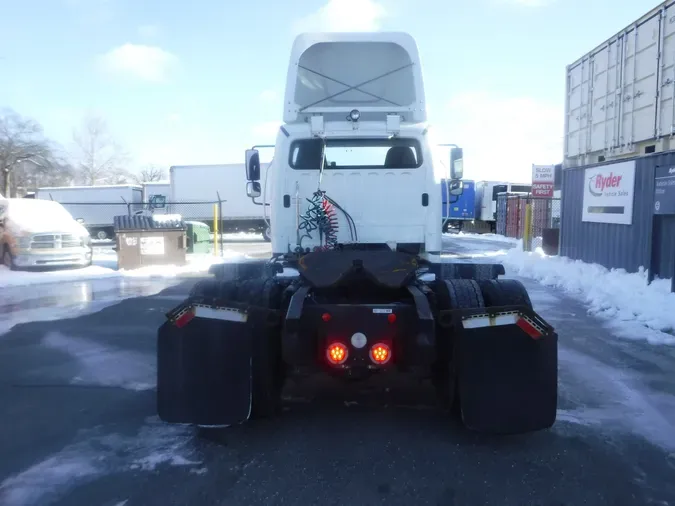 2020 FREIGHTLINER/MERCEDES M2-112