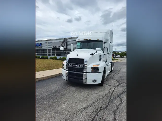 2025 MACK AN64T