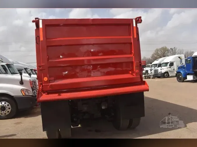 2015 MACK GRANITE GU813