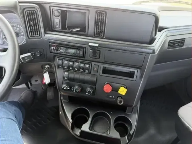 2019 International LT625
