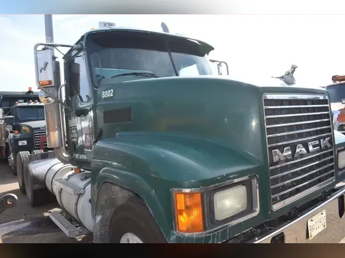2007 MACK CHN613