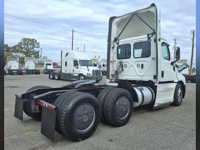 2020 FREIGHTLINER/MERCEDES NEW CASCADIA PX12664