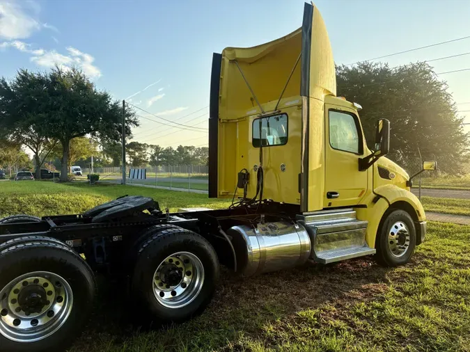 2021 Peterbilt 579