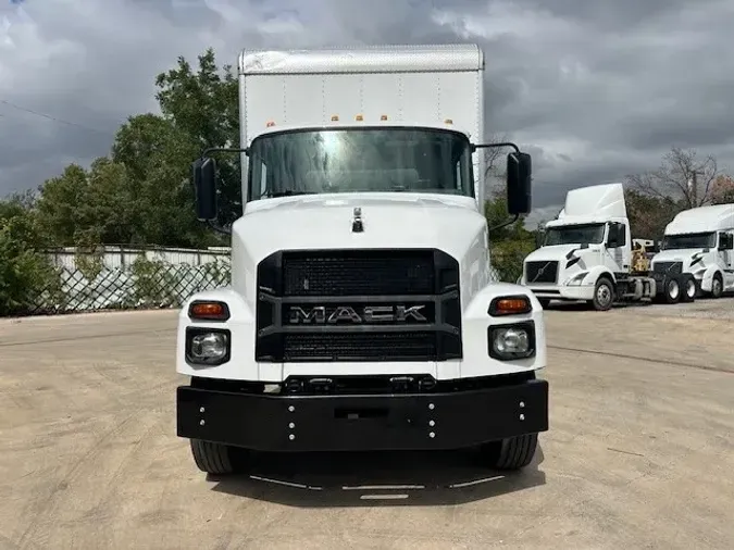 2022 MACK MD64