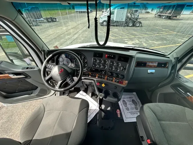 2020 Kenworth T880