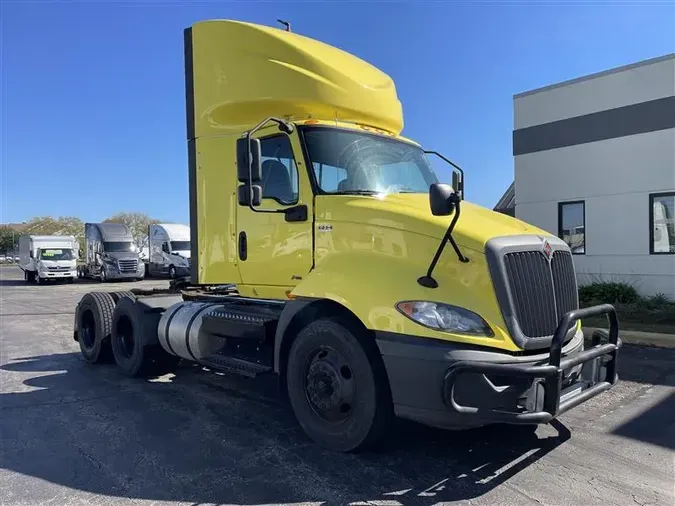 2018 INTERNATIONAL RH613